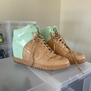 Nike Dunk Sky-Hi Vachetta Tan - women’s 7.5